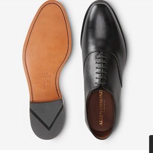 Allen Edmonds Carlyle Plain-toe Oxford Dress Shoe. Size 10.5. Worn 1 time.